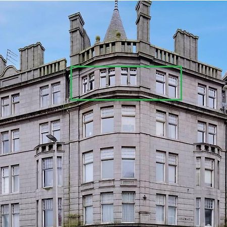 Executive Top Floor 1 Bedroom Apartment Aberdeen Exterior photo